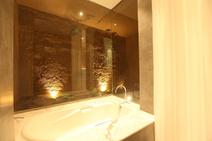 Clean Restrooms