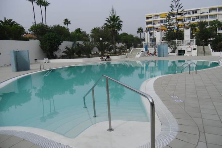 Pool Hotel