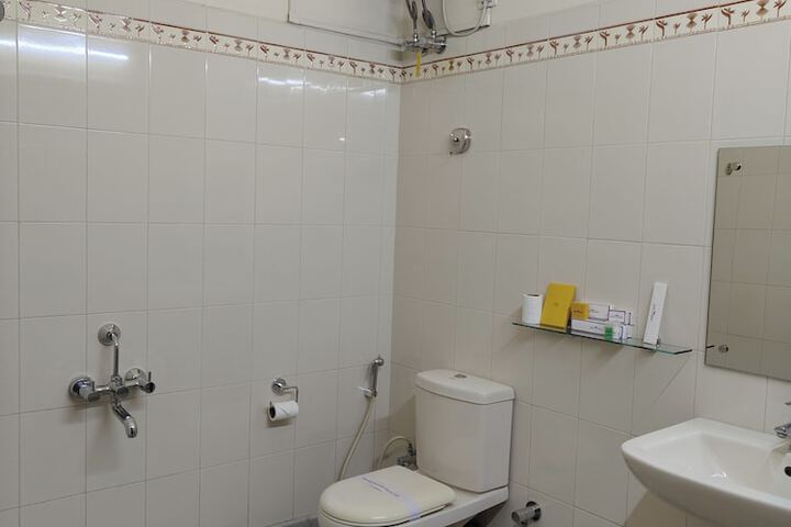 Room 12 of 23