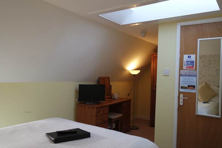 Room 70 of 160