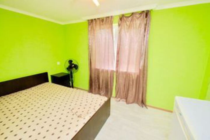 Room 10 of 36