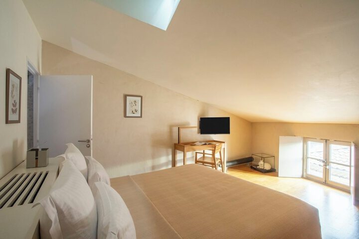 Room 35 of 105