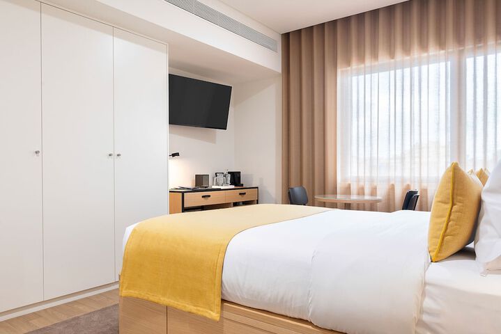 Room 21 of 84