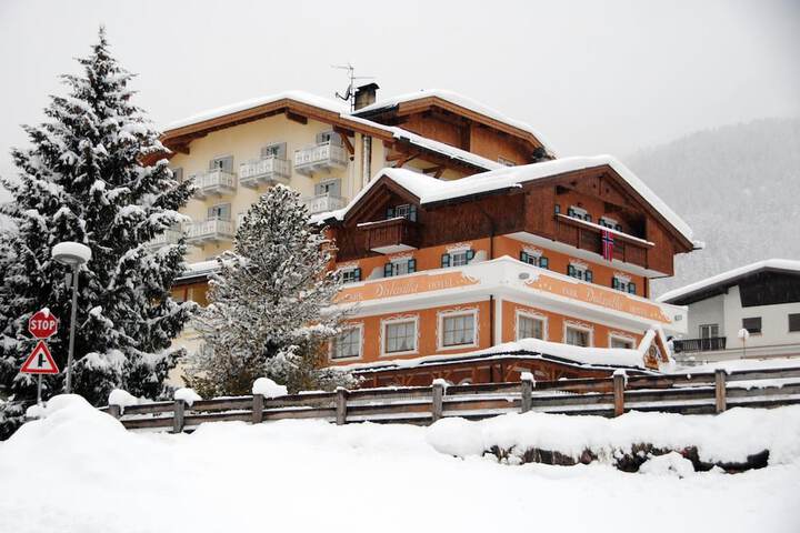 Hotel 60 of 70