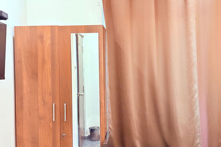 Room 49 of 59