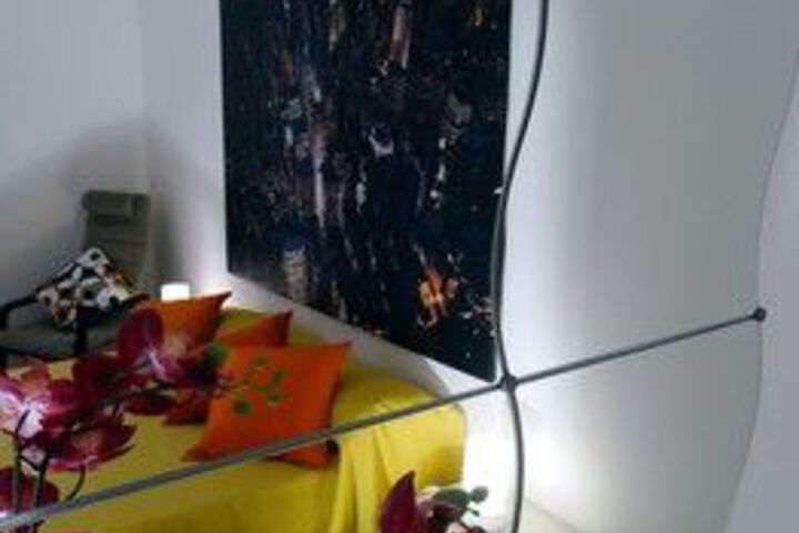 Room 4 of 17