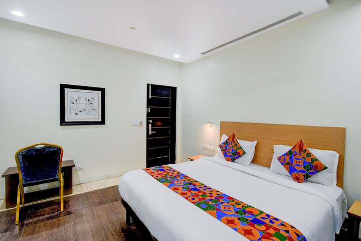 Room 19 of 27