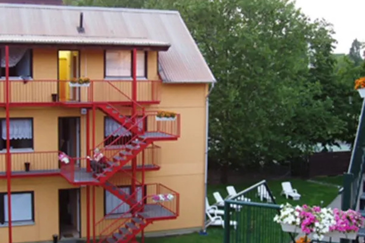 SUNSHINEHOUSE