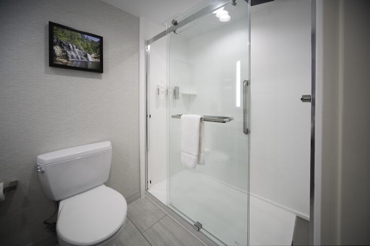 Bathroom shower