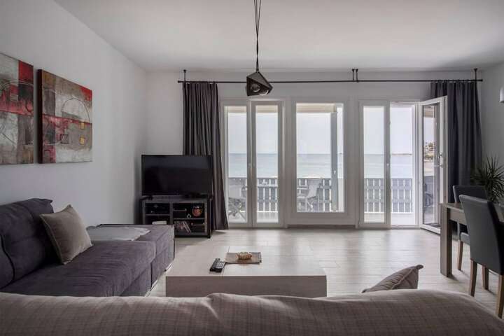 Room 7 of 20