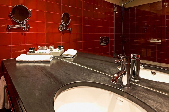 Clean Restrooms