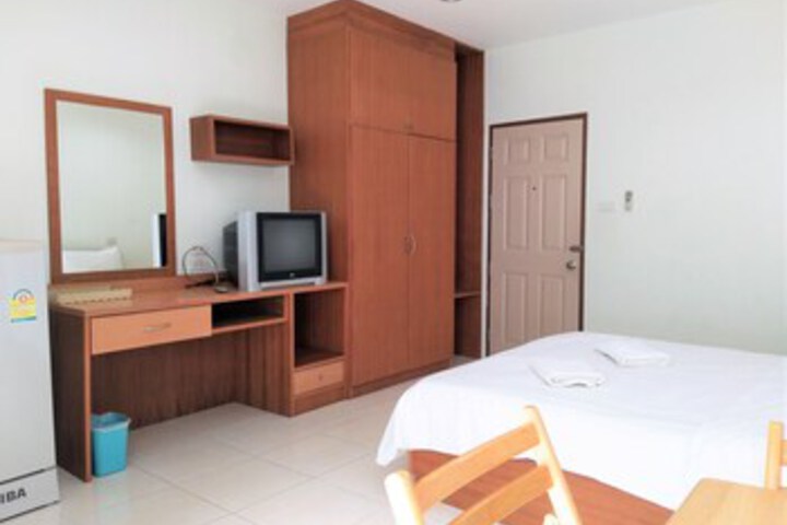 Room 15 of 20