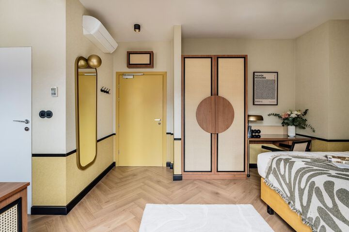 Room 95 of 224