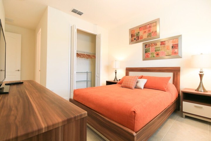 Room 73 of 129