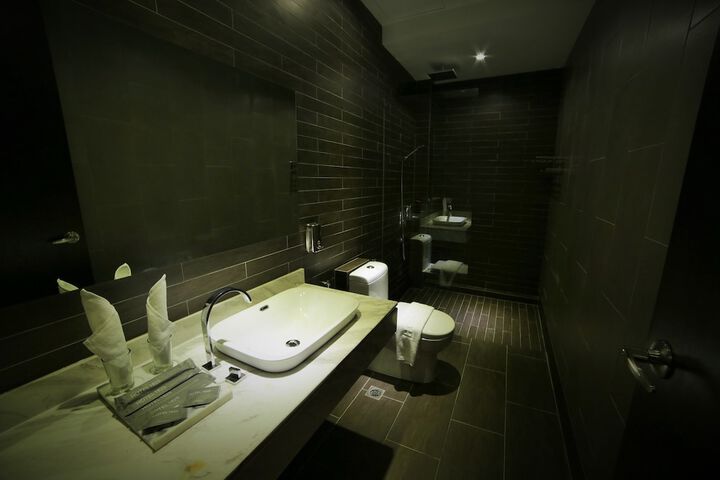 Room 56 of 82