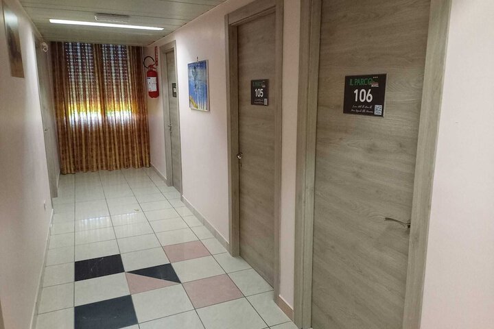 Ballroom/Hall 95 of 109