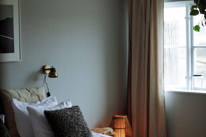 Room 4 of 66