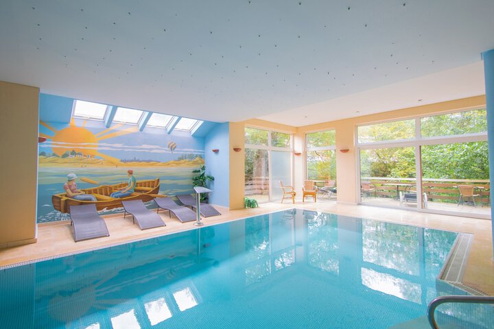 Pool 64 of 82