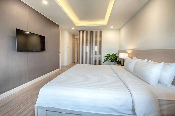 Room 11 of 41