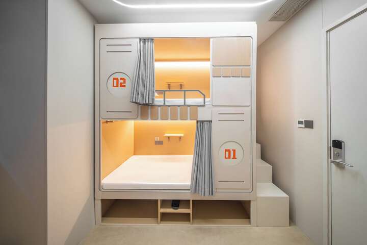 Room 14 of 61