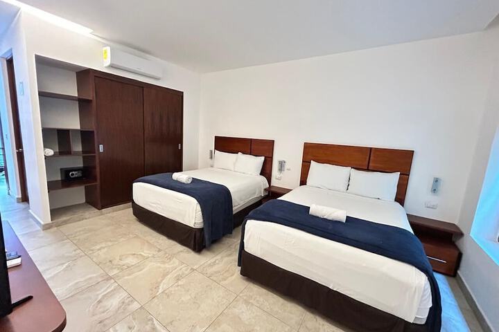 Room 14 of 22