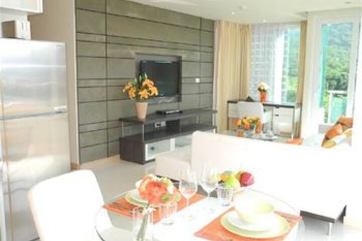 Room 11 of 20