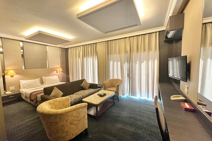 Room 17 of 54