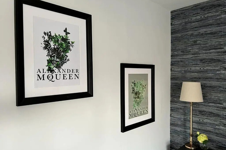 Room 4 of 13