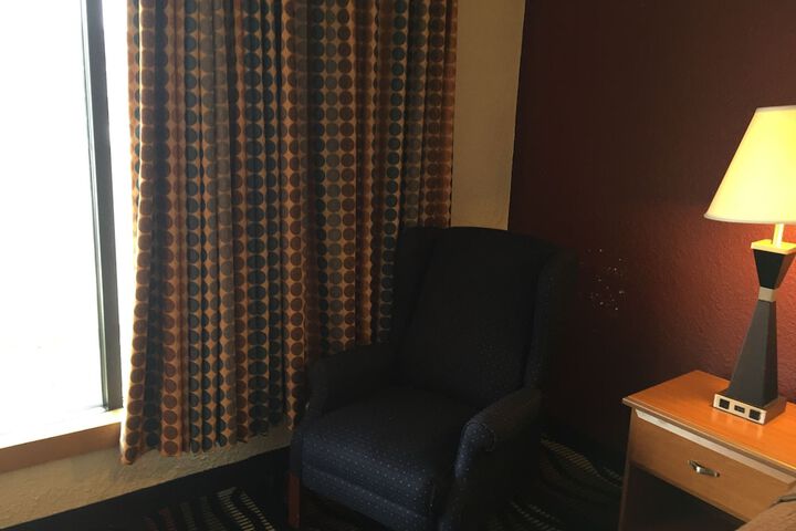 Room 7 of 23