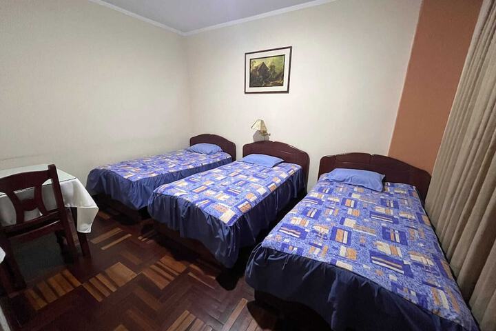 Room 4 of 20