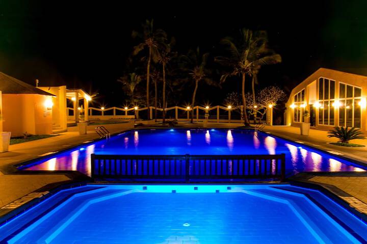 Tropic Gardens Hotel