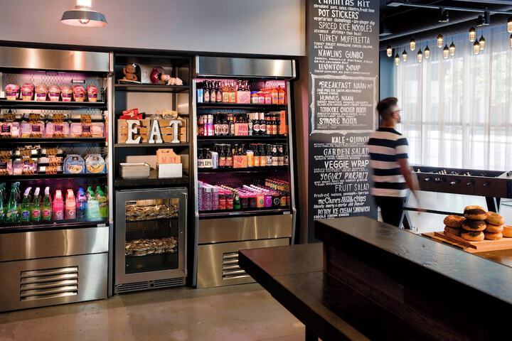 Snack bar
