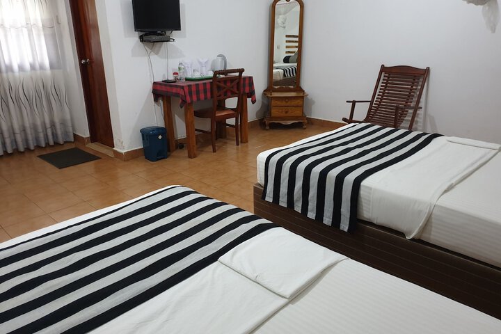 Room 28 of 74
