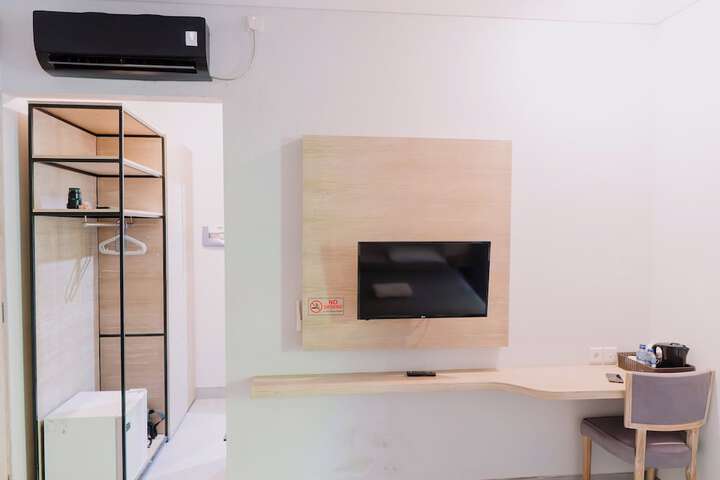 Room 52 of 152