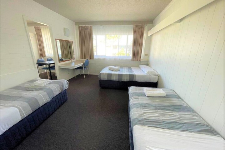 Room 7 of 59