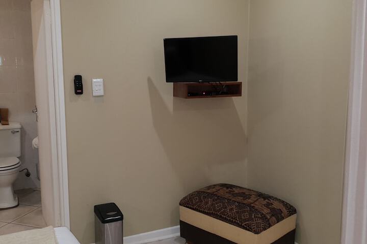 Room 16 of 49