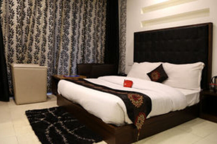 Oyo Rooms Dharampur Kasauli Road