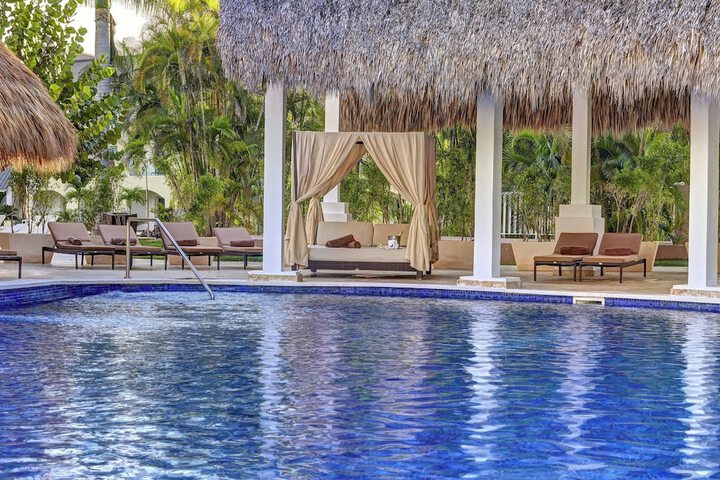 Pool 54 of 119