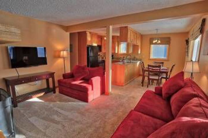 Room 5 of 13