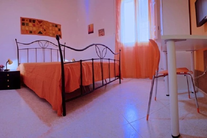 Room 16 of 49