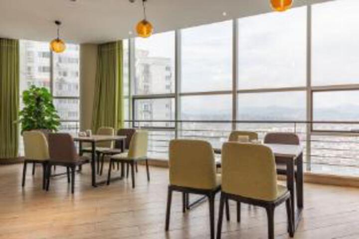 ZJHotel (Ankang Wenchang Road)