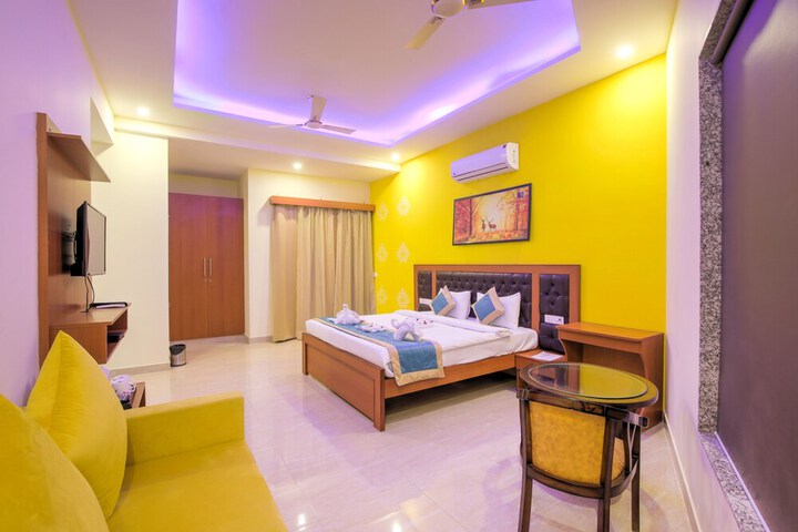 Room 32 of 55