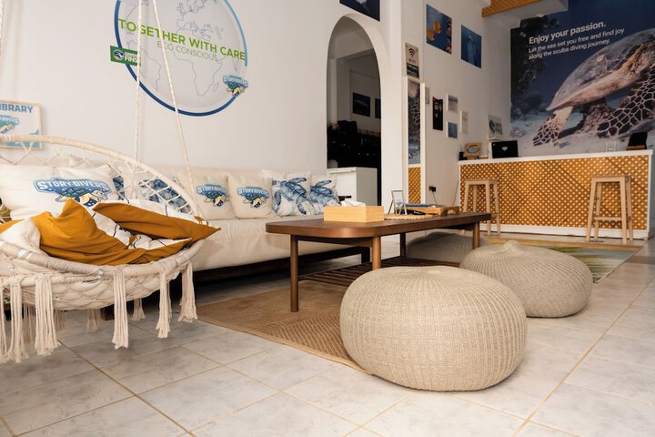 Hotel 85 of 89