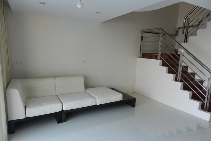 Room 80 of 259