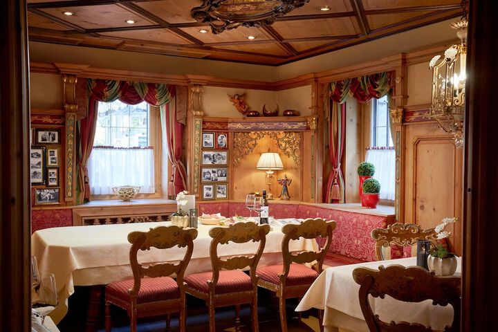 Dining 135 of 204