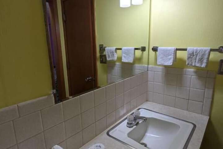 Room 12 of 14