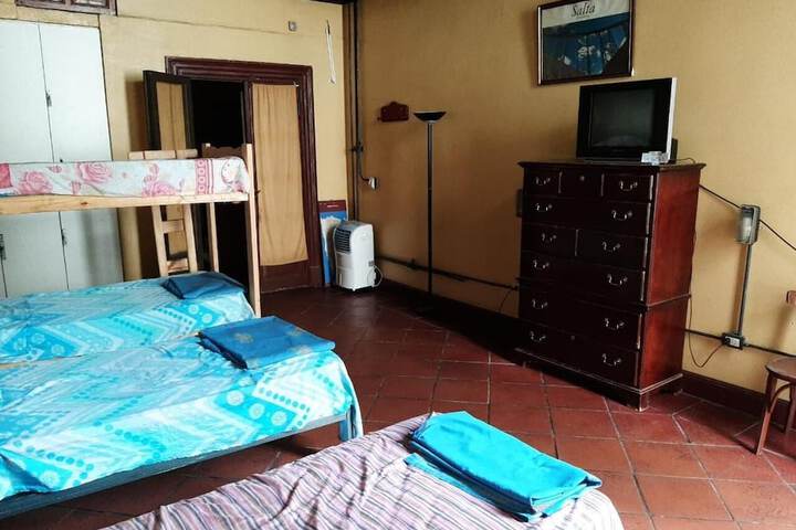 Room 8 of 39