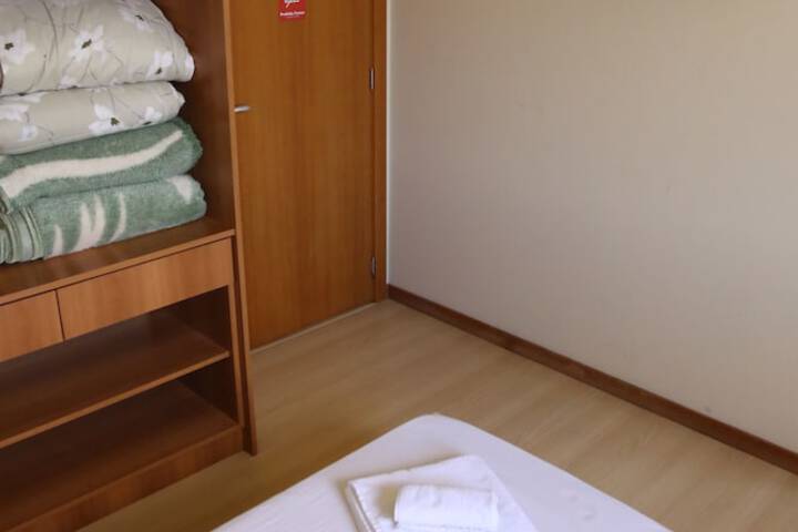 Room 15 of 108