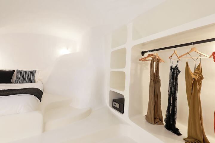 Room 15 of 91