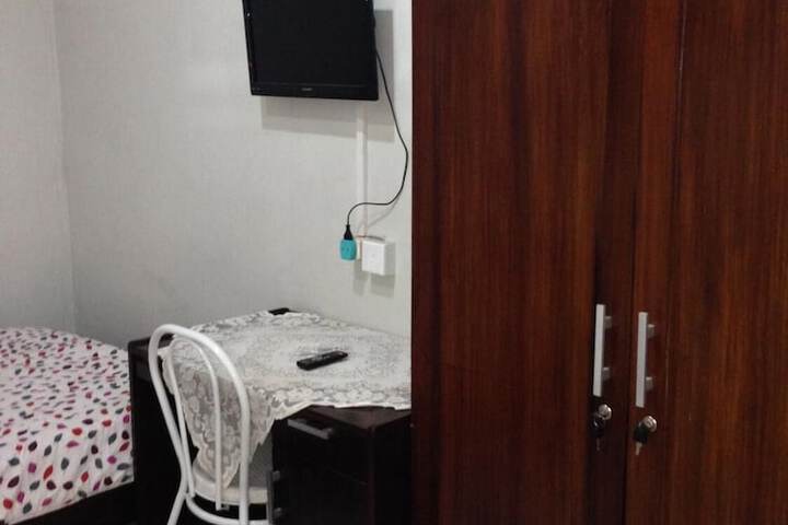 Room 17 of 45